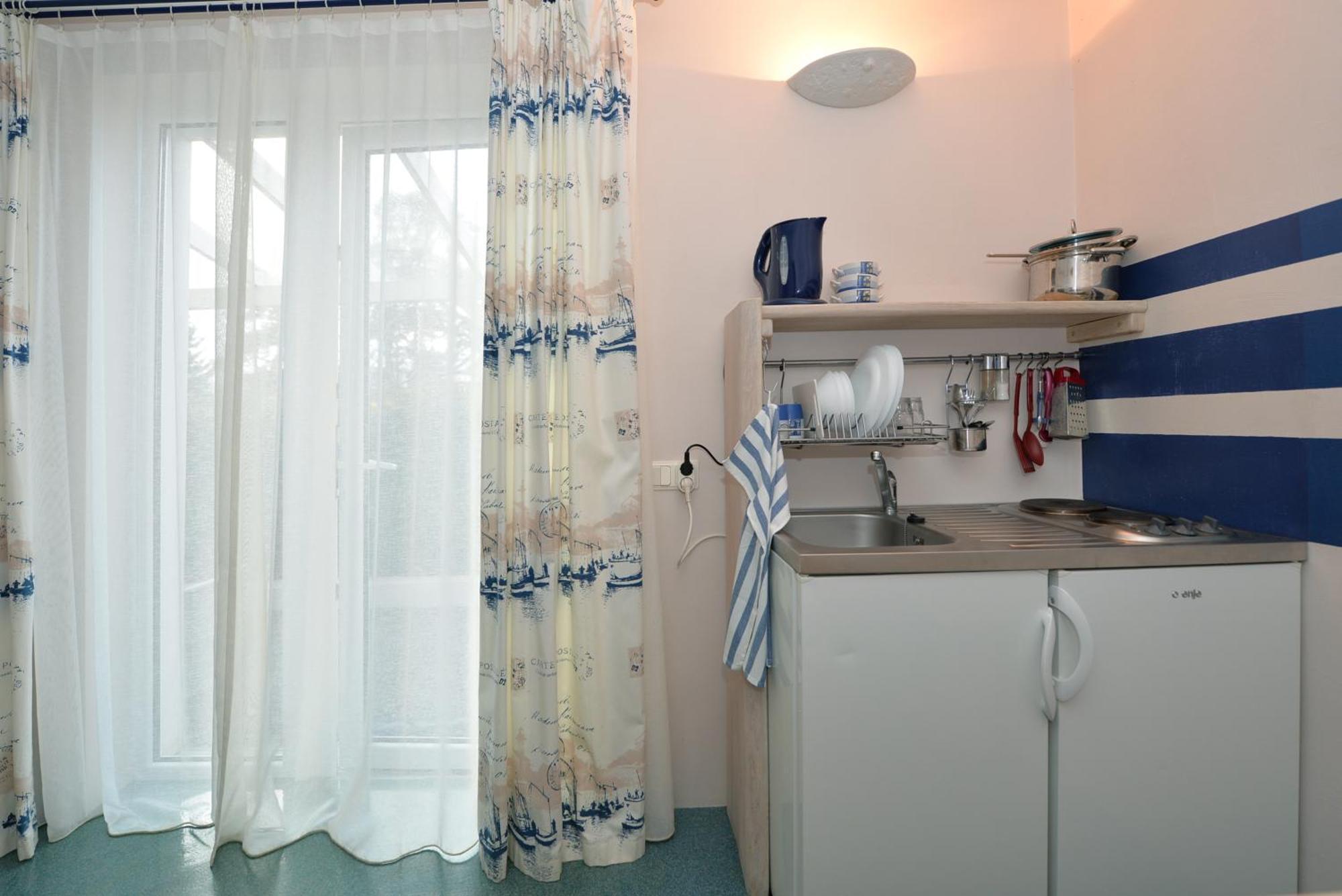 ホテル Palanga Pas Vidute エクステリア 写真