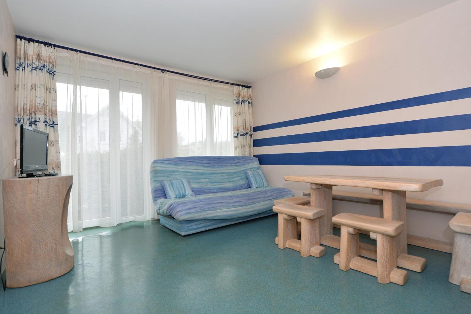 ホテル Palanga Pas Vidute エクステリア 写真